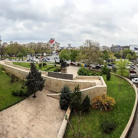 Piata Unirii - Old Town Апартаменти *